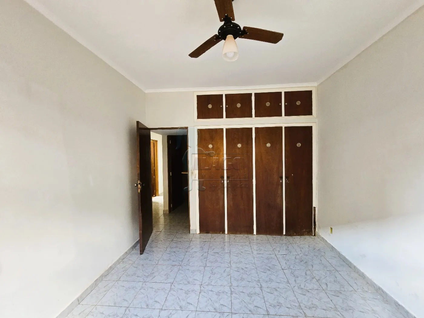 Alugar Casa / Padr&atilde;o em Ribeir&atilde;o Preto R$ 2.000,00 - Foto 10