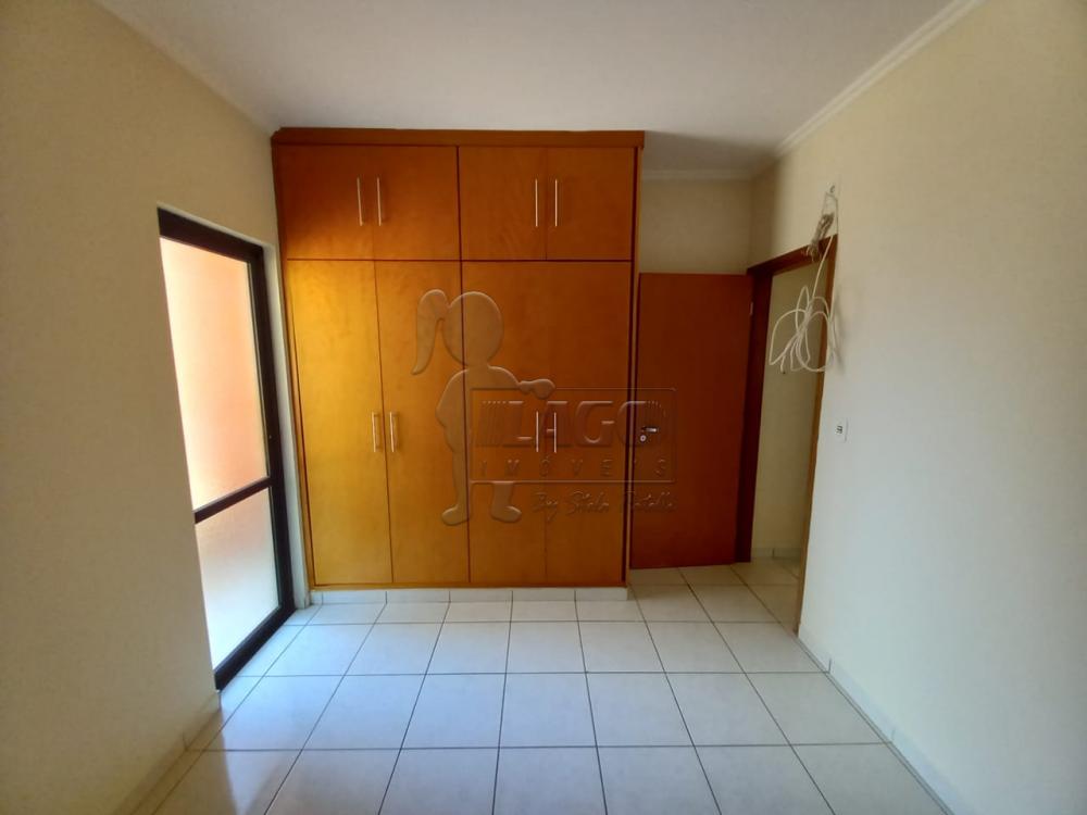 Alugar Apartamento / Padr&atilde;o em Ribeir&atilde;o Preto R$ 1.550,00 - Foto 4
