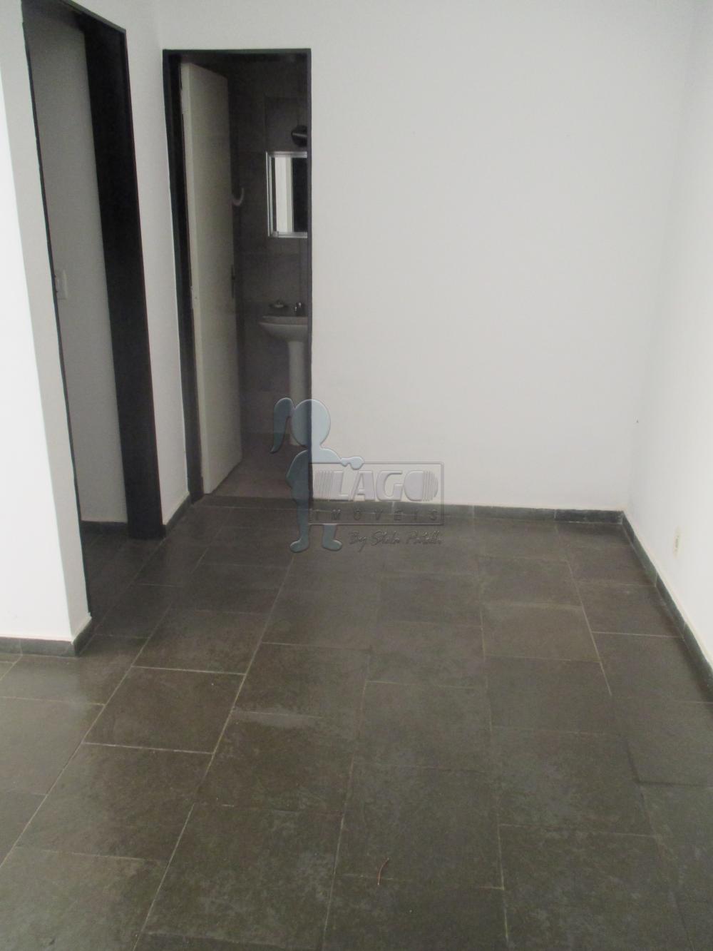 Alugar Apartamento / Padr&atilde;o em Ribeir&atilde;o Preto R$ 750,00 - Foto 3