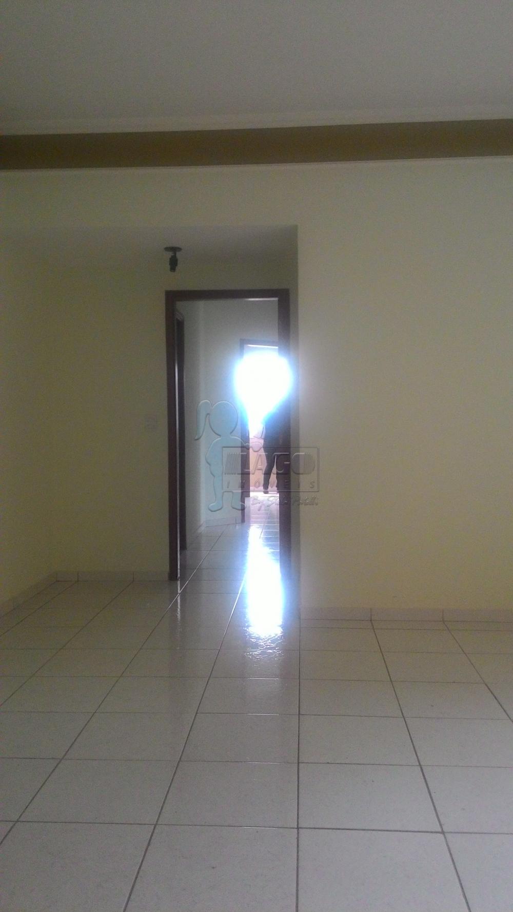 Alugar Apartamento / Padr&atilde;o em Ribeir&atilde;o Preto R$ 1.200,00 - Foto 1