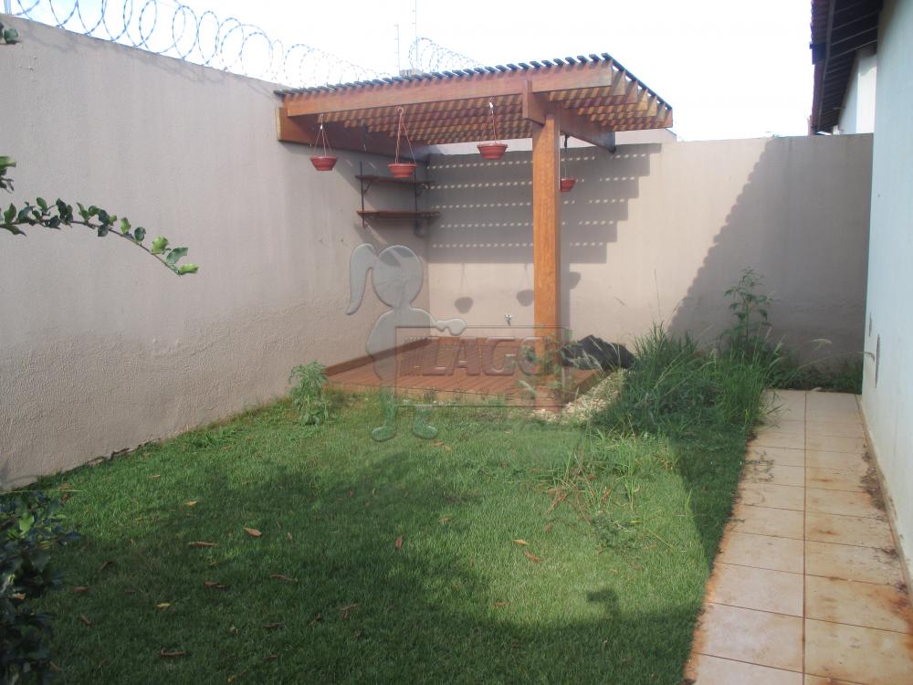 Alugar Casa condom&iacute;nio / Padr&atilde;o em Ribeir&atilde;o Preto R$ 1.800,00 - Foto 18