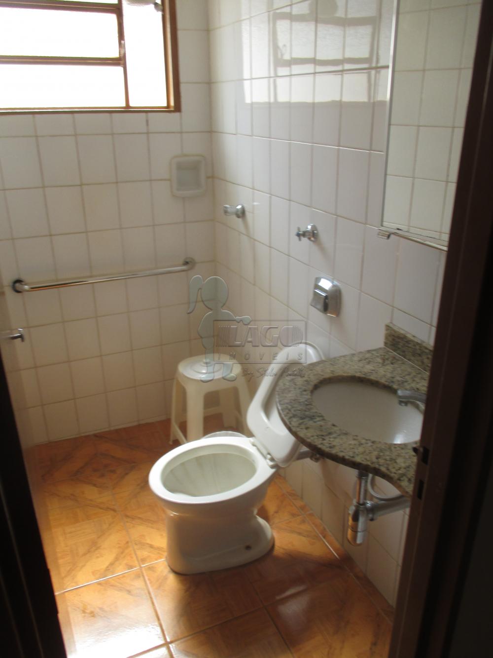 Alugar Casa / Padr&atilde;o em Ribeir&atilde;o Preto R$ 1.000,00 - Foto 5