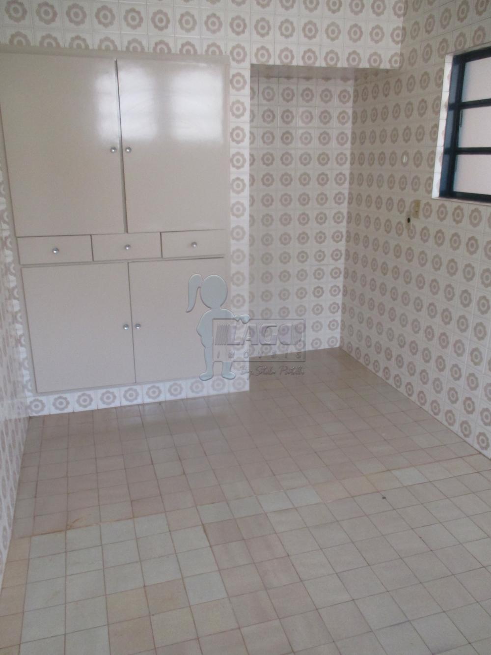 Alugar Apartamento / Padr&atilde;o em Ribeir&atilde;o Preto R$ 800,00 - Foto 5