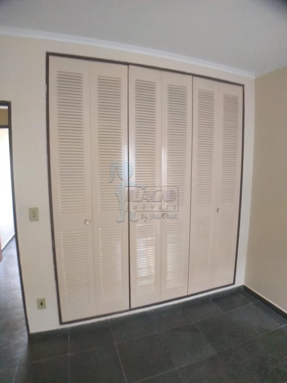 Alugar Apartamento / Padr&atilde;o em Ribeir&atilde;o Preto R$ 980,00 - Foto 4