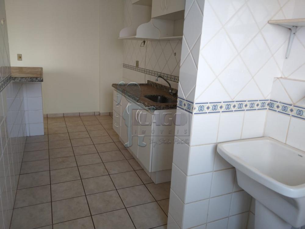 Alugar Apartamento / Padr&atilde;o em Ribeir&atilde;o Preto R$ 900,00 - Foto 11