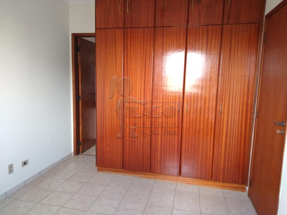 Alugar Apartamento / Padr&atilde;o em Ribeir&atilde;o Preto R$ 900,00 - Foto 10