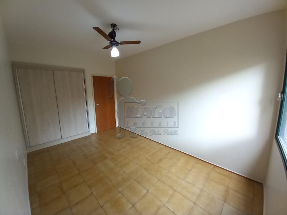 Alugar Apartamento / Padr&atilde;o em Ribeir&atilde;o Preto R$ 1.100,00 - Foto 2