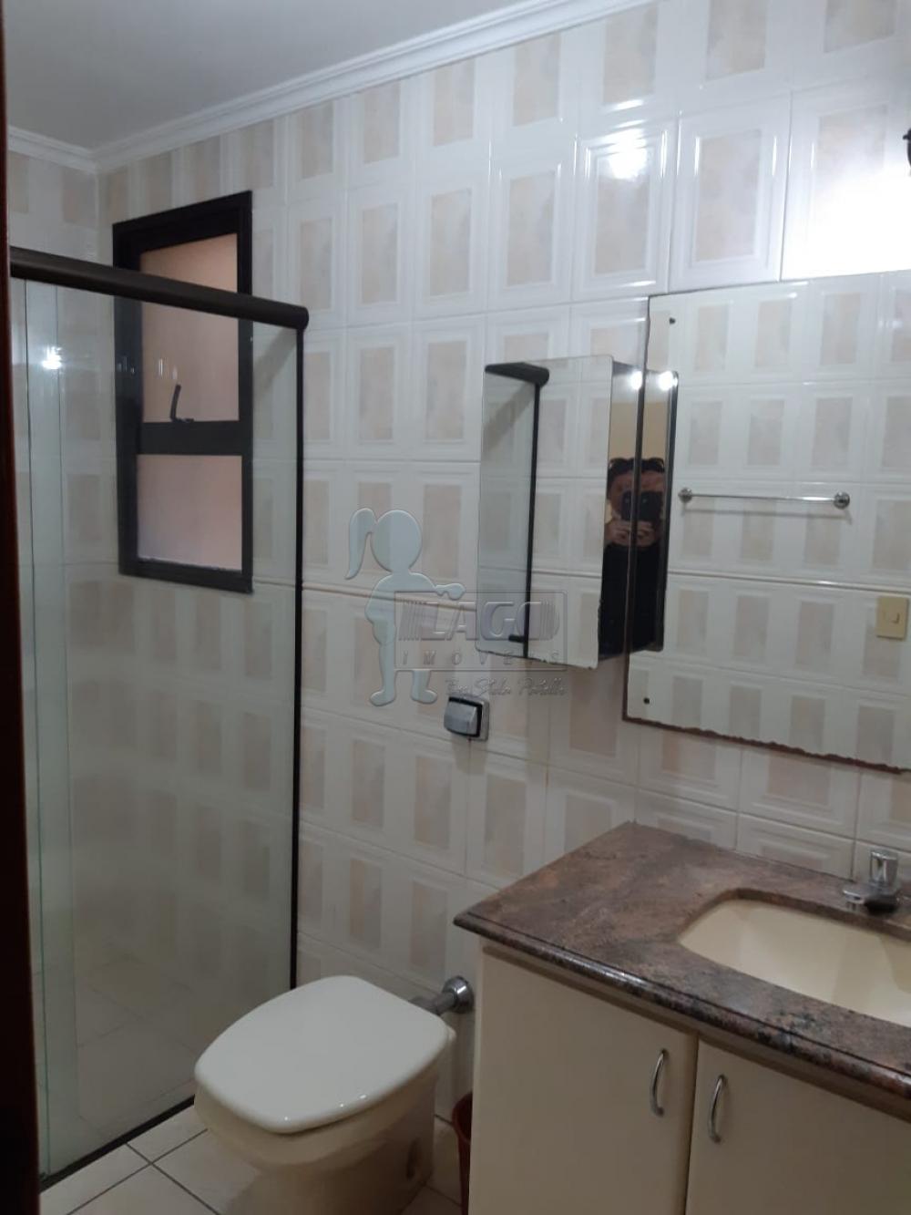Alugar Apartamento / Padr&atilde;o em Ribeir&atilde;o Preto R$ 1.300,00 - Foto 5