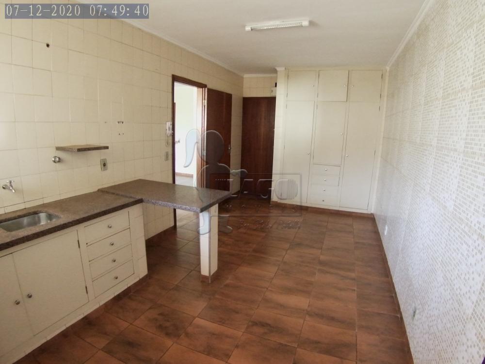 Alugar Apartamento / Padr&atilde;o em Ribeir&atilde;o Preto R$ 1.200,00 - Foto 5