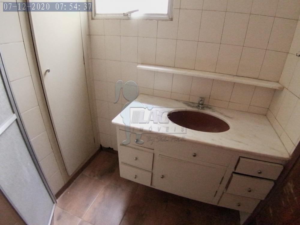 Alugar Apartamento / Padr&atilde;o em Ribeir&atilde;o Preto R$ 1.200,00 - Foto 16