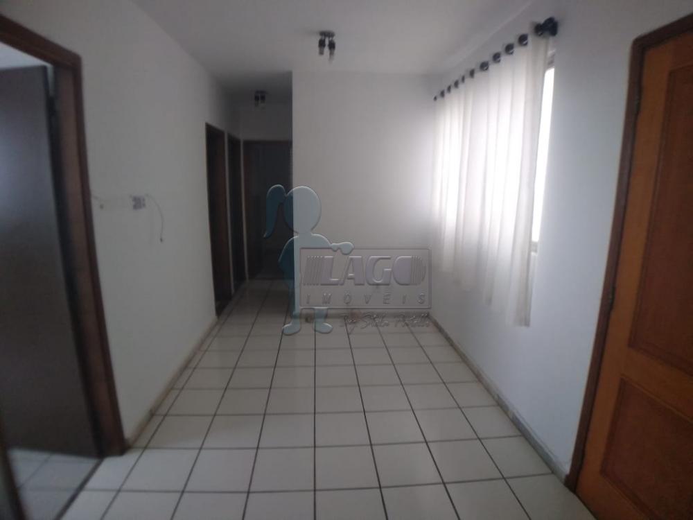 Alugar Apartamento / Padr&atilde;o em Ribeir&atilde;o Preto R$ 600,00 - Foto 1