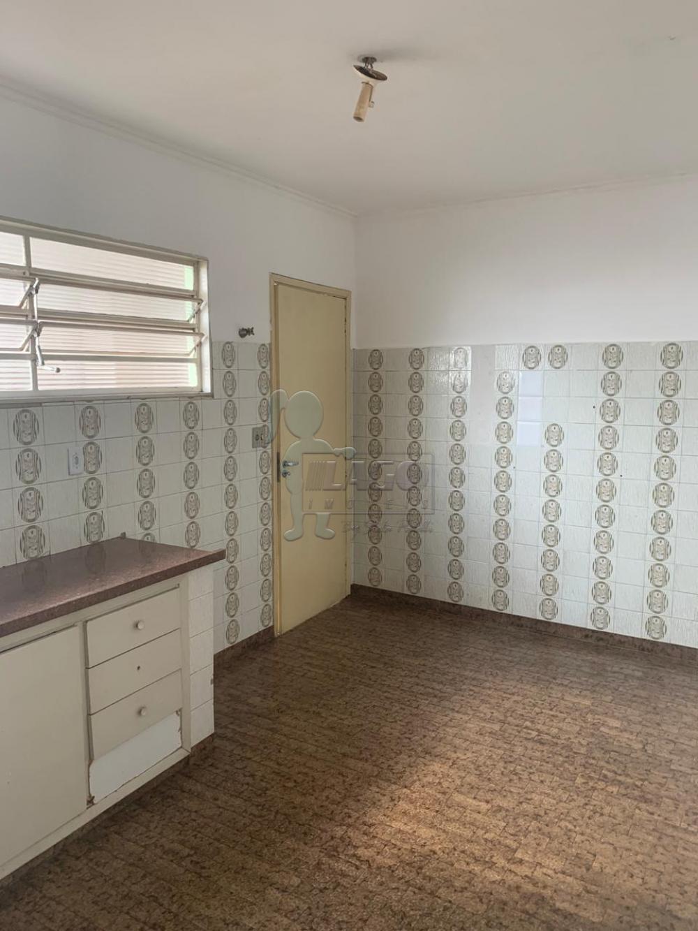 Alugar Casa / Padr&atilde;o em Ribeir&atilde;o Preto R$ 850,00 - Foto 3