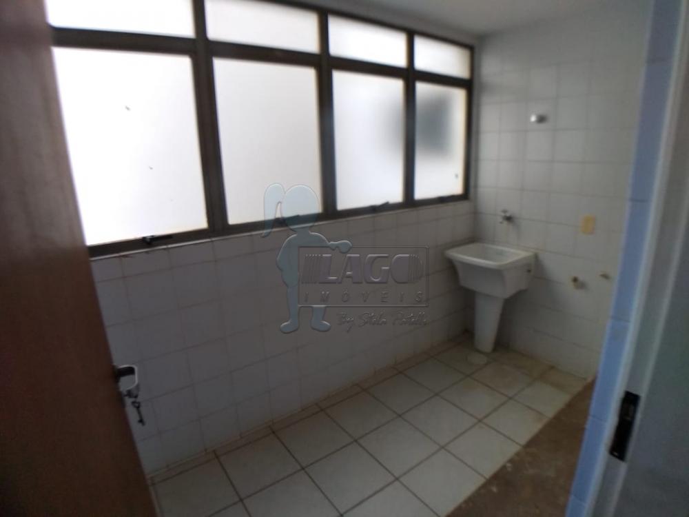 Alugar Apartamento / Padr&atilde;o em Ribeir&atilde;o Preto R$ 1.900,00 - Foto 4