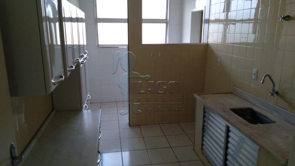 Alugar Apartamento / Padr&atilde;o em Ribeir&atilde;o Preto R$ 800,00 - Foto 3
