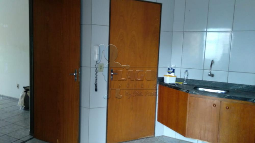 Alugar Apartamento / Padr&atilde;o em Ribeir&atilde;o Preto R$ 1.700,00 - Foto 5