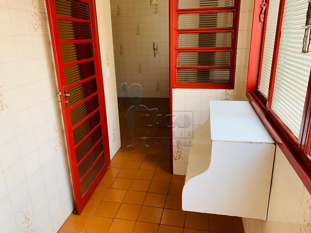 Alugar Apartamento / Padr&atilde;o em Ribeir&atilde;o Preto R$ 800,00 - Foto 12