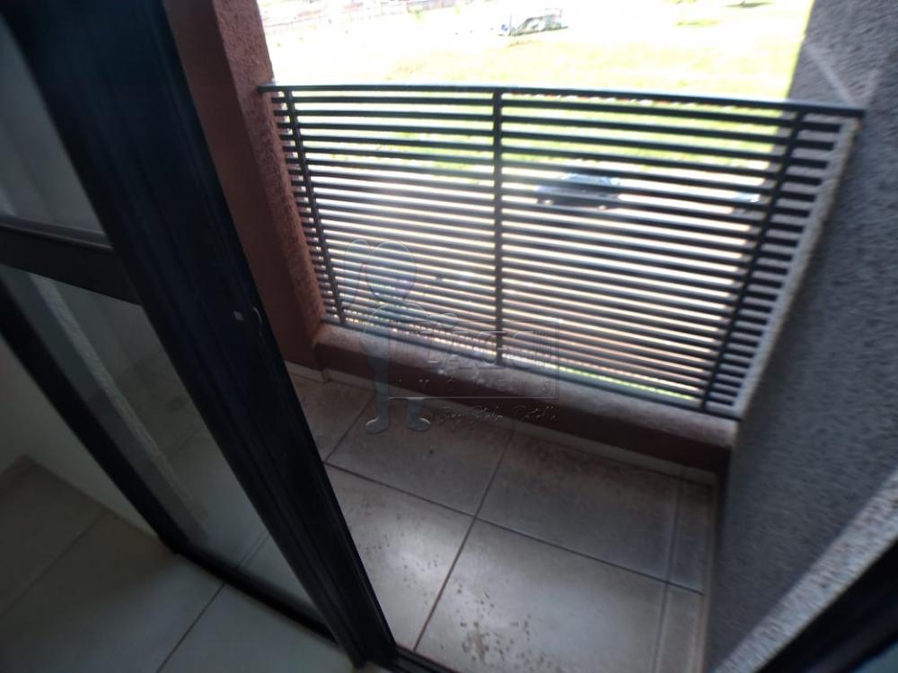 Alugar Apartamento / Padr&atilde;o em Bonfim Paulista R$ 850,00 - Foto 2