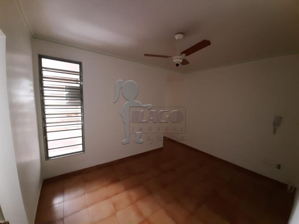 Alugar Apartamento / Padr&atilde;o em Ribeir&atilde;o Preto R$ 800,00 - Foto 1