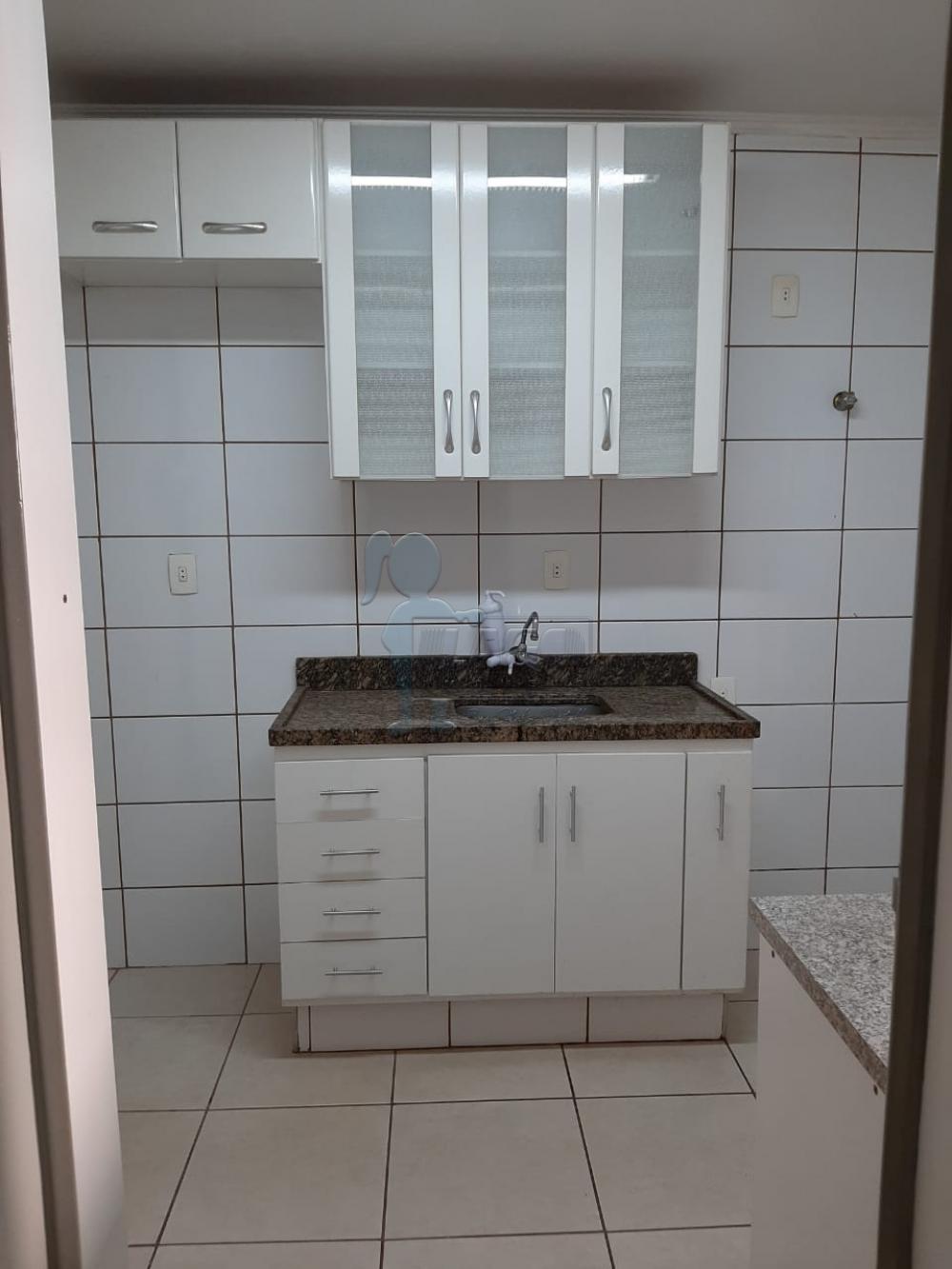 Alugar Apartamento / Padr&atilde;o em Ribeir&atilde;o Preto R$ 800,00 - Foto 8