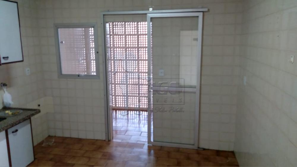 Alugar Apartamento / Padr&atilde;o em Ribeirao Preto R$ 1.200,00 - Foto 4