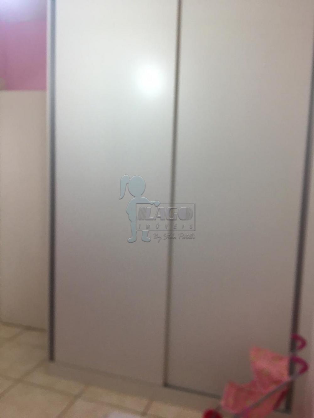 Comprar Apartamento / Padr&atilde;o em Ribeir&atilde;o Preto R$ 180.000,00 - Foto 4