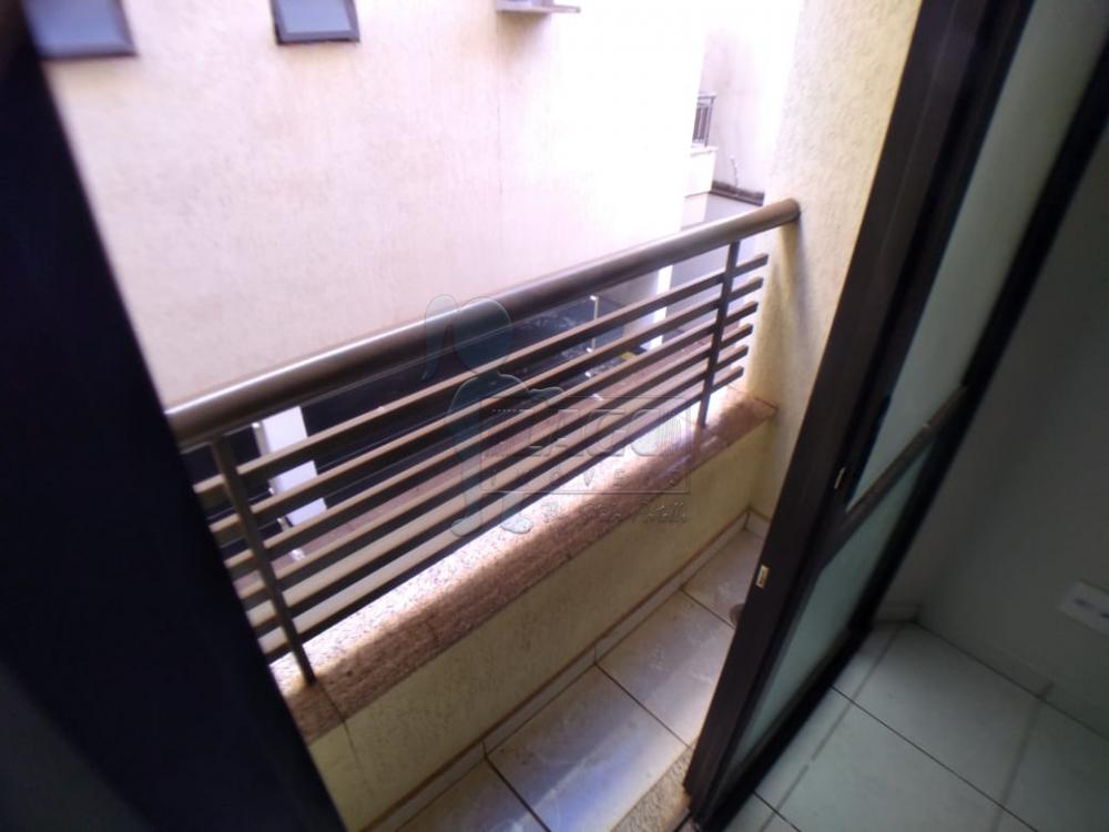 Alugar Apartamento / Padr&atilde;o em Ribeir&atilde;o Preto R$ 1.300,00 - Foto 2