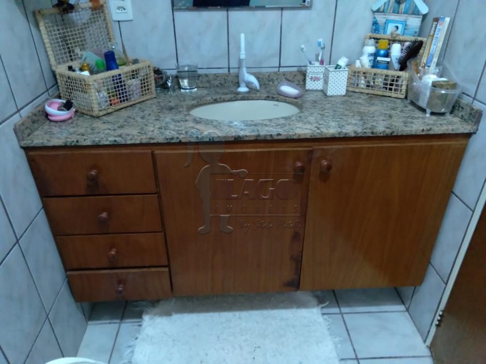 Alugar Apartamento / Padr&atilde;o em Ribeir&atilde;o Preto R$ 850,00 - Foto 15