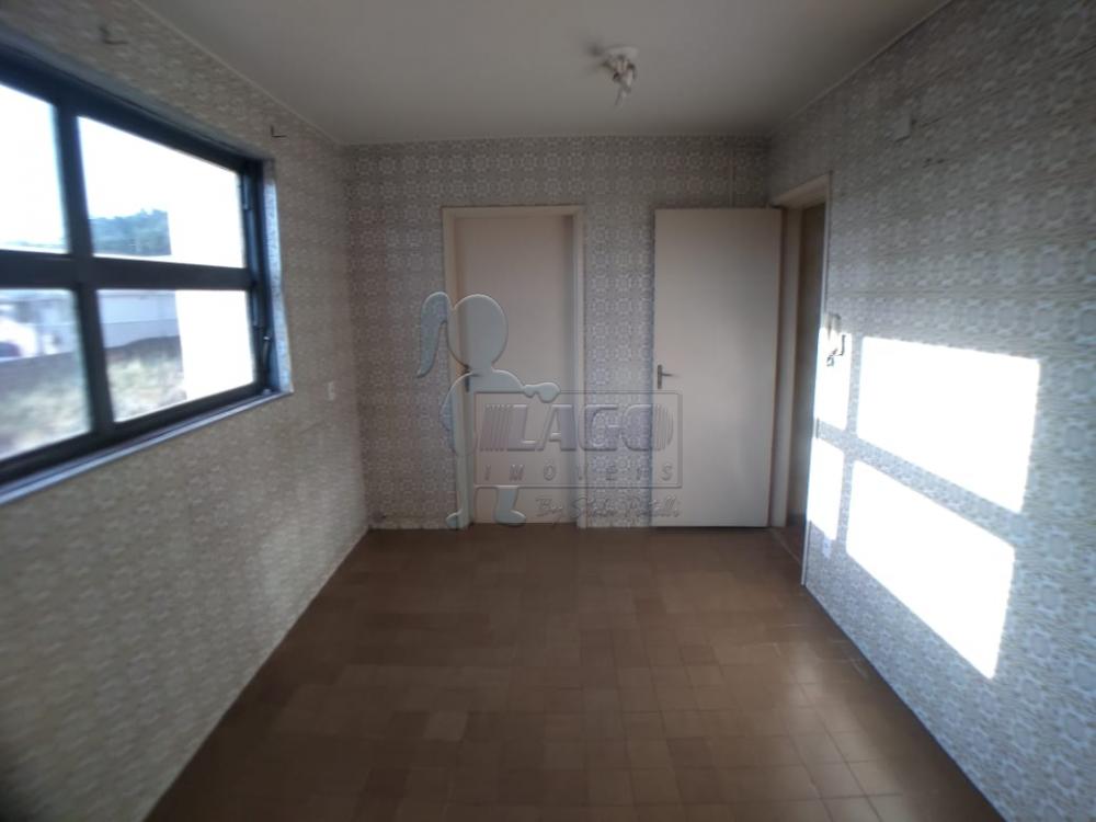 Alugar Apartamento / Padr&atilde;o em Ribeir&atilde;o Preto R$ 1.300,00 - Foto 4