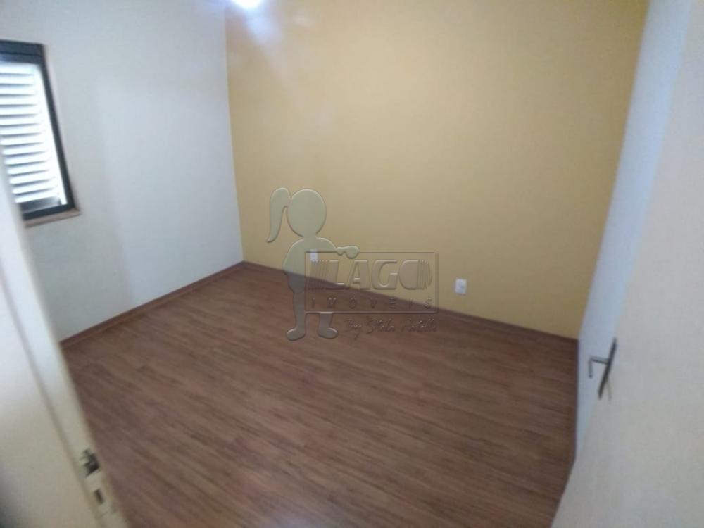 Alugar Apartamento / Padr&atilde;o em Ribeir&atilde;o Preto R$ 1.300,00 - Foto 2