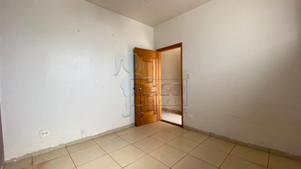 Alugar Casa / Padr&atilde;o em Ribeir&atilde;o Preto R$ 1.200,00 - Foto 5