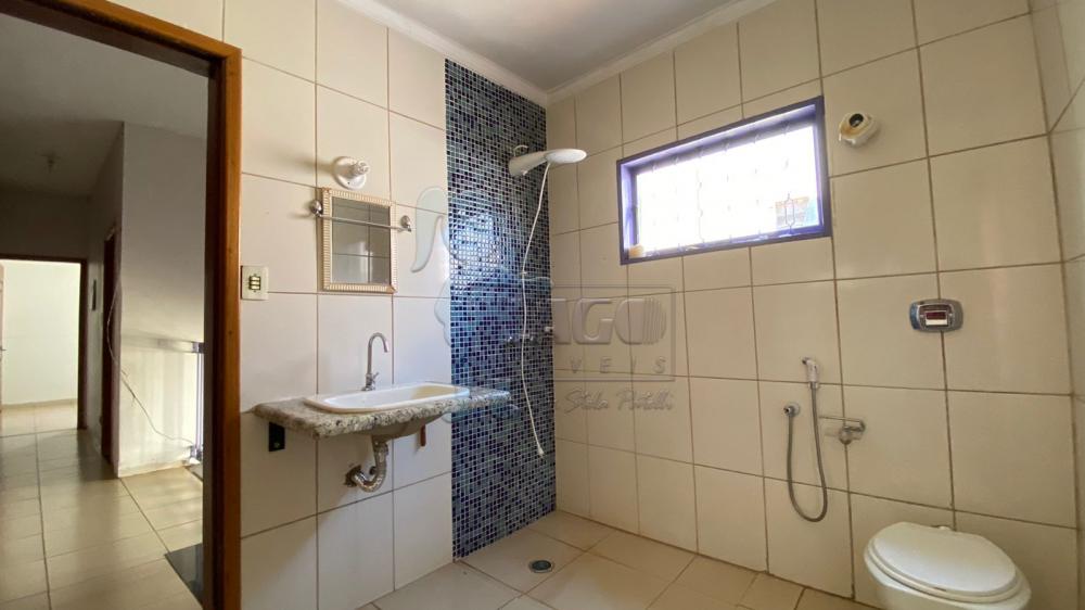Alugar Casa / Padr&atilde;o em Ribeir&atilde;o Preto R$ 1.200,00 - Foto 15