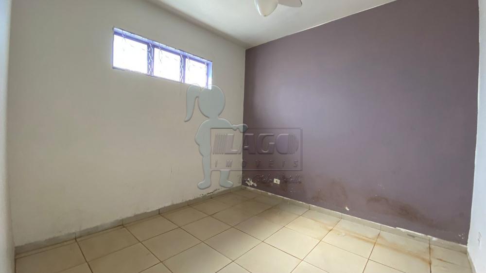 Alugar Casa / Padr&atilde;o em Ribeir&atilde;o Preto R$ 1.200,00 - Foto 4