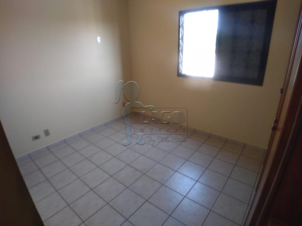 Alugar Apartamento / Padr&atilde;o em Ribeir&atilde;o Preto R$ 1.000,00 - Foto 4