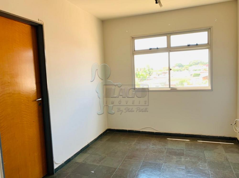 Alugar Apartamento / Padr&atilde;o em Ribeir&atilde;o Preto R$ 850,00 - Foto 1