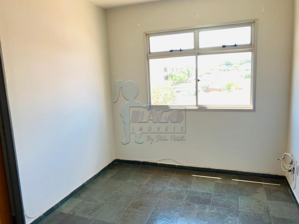 Alugar Apartamento / Padr&atilde;o em Ribeir&atilde;o Preto R$ 850,00 - Foto 3