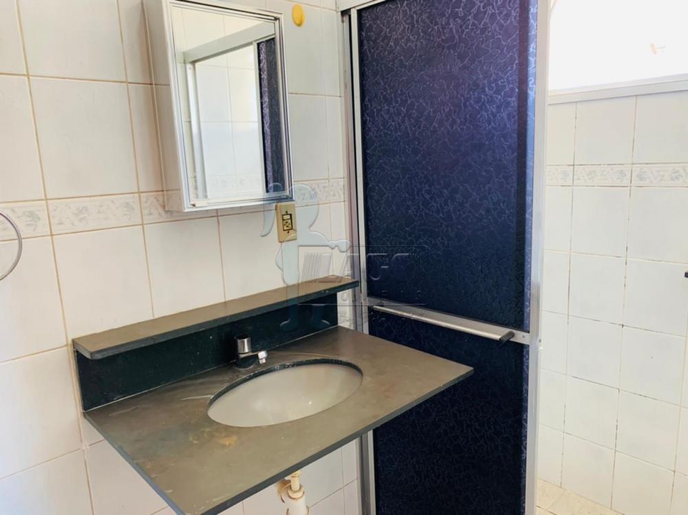 Alugar Apartamento / Padr&atilde;o em Ribeir&atilde;o Preto R$ 850,00 - Foto 13