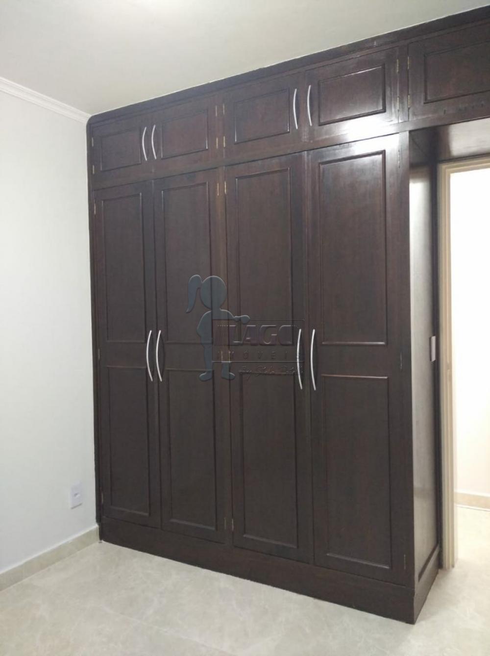 Alugar Apartamento / Padr&atilde;o em Ribeir&atilde;o Preto R$ 1.000,00 - Foto 4