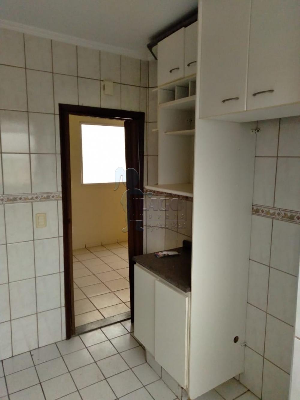Alugar Apartamento / Padr&atilde;o em Ribeir&atilde;o Preto R$ 1.200,00 - Foto 3