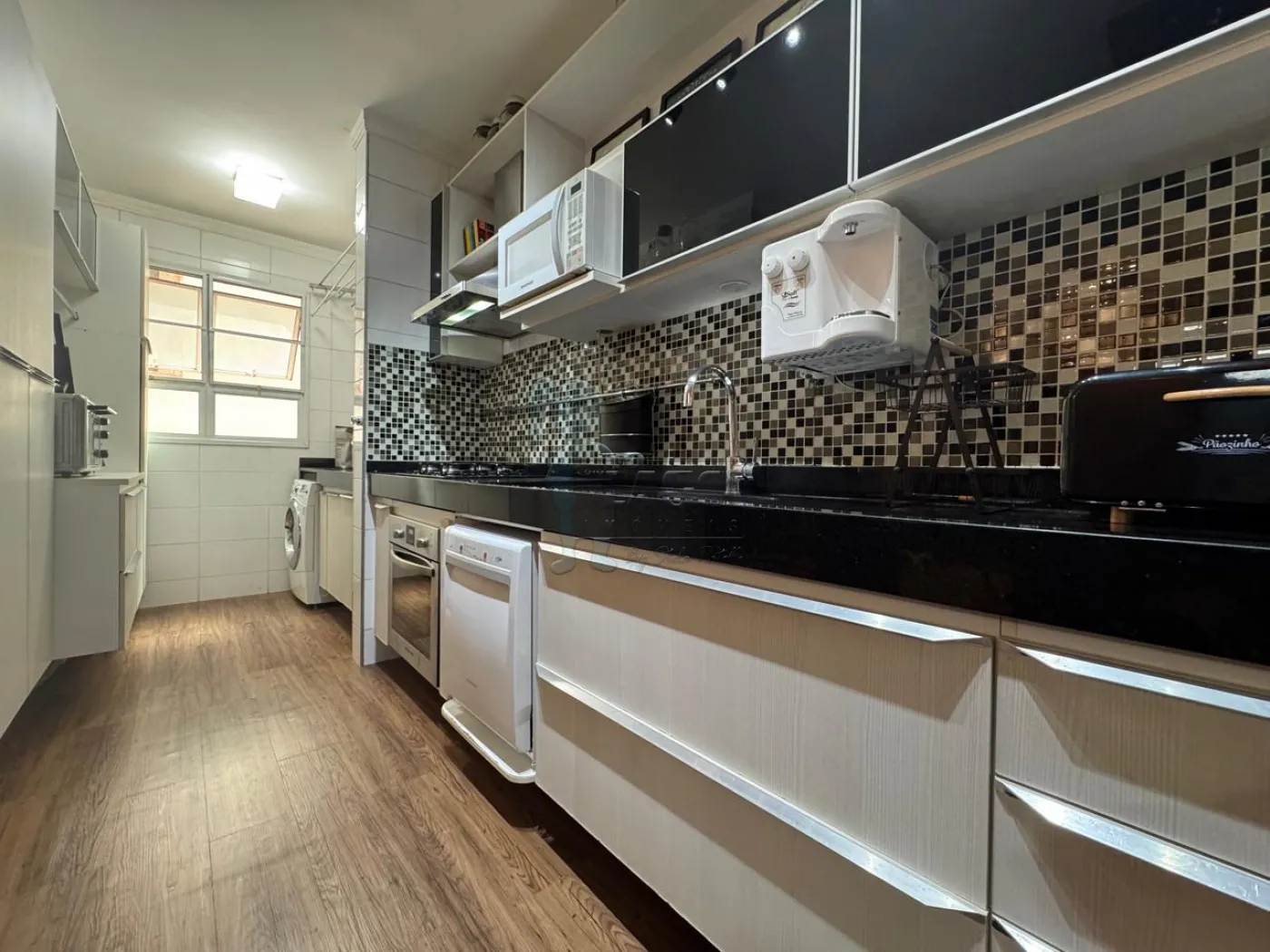 Comprar Apartamento / Padr&atilde;o em Ribeir&atilde;o Preto R$ 450.000,00 - Foto 2