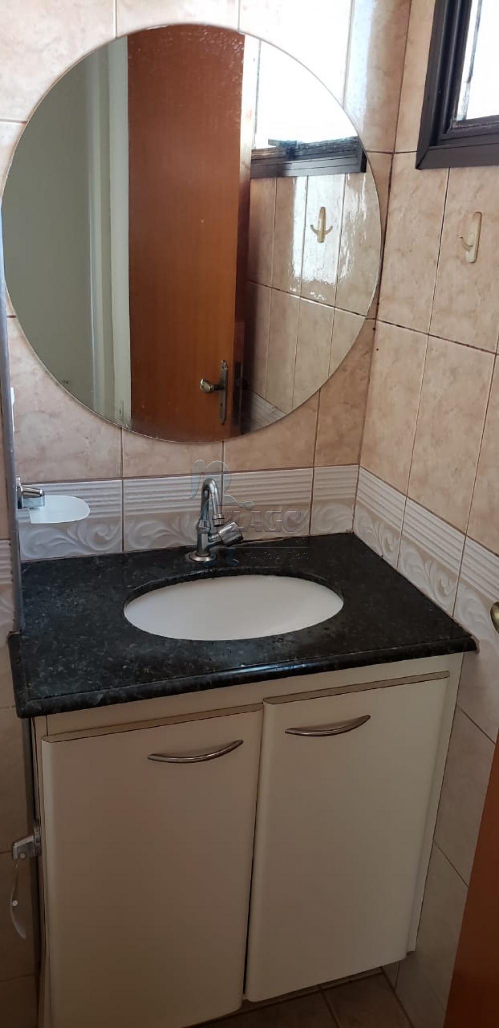 Alugar Apartamento / Padr&atilde;o em Ribeir&atilde;o Preto R$ 1.200,00 - Foto 11