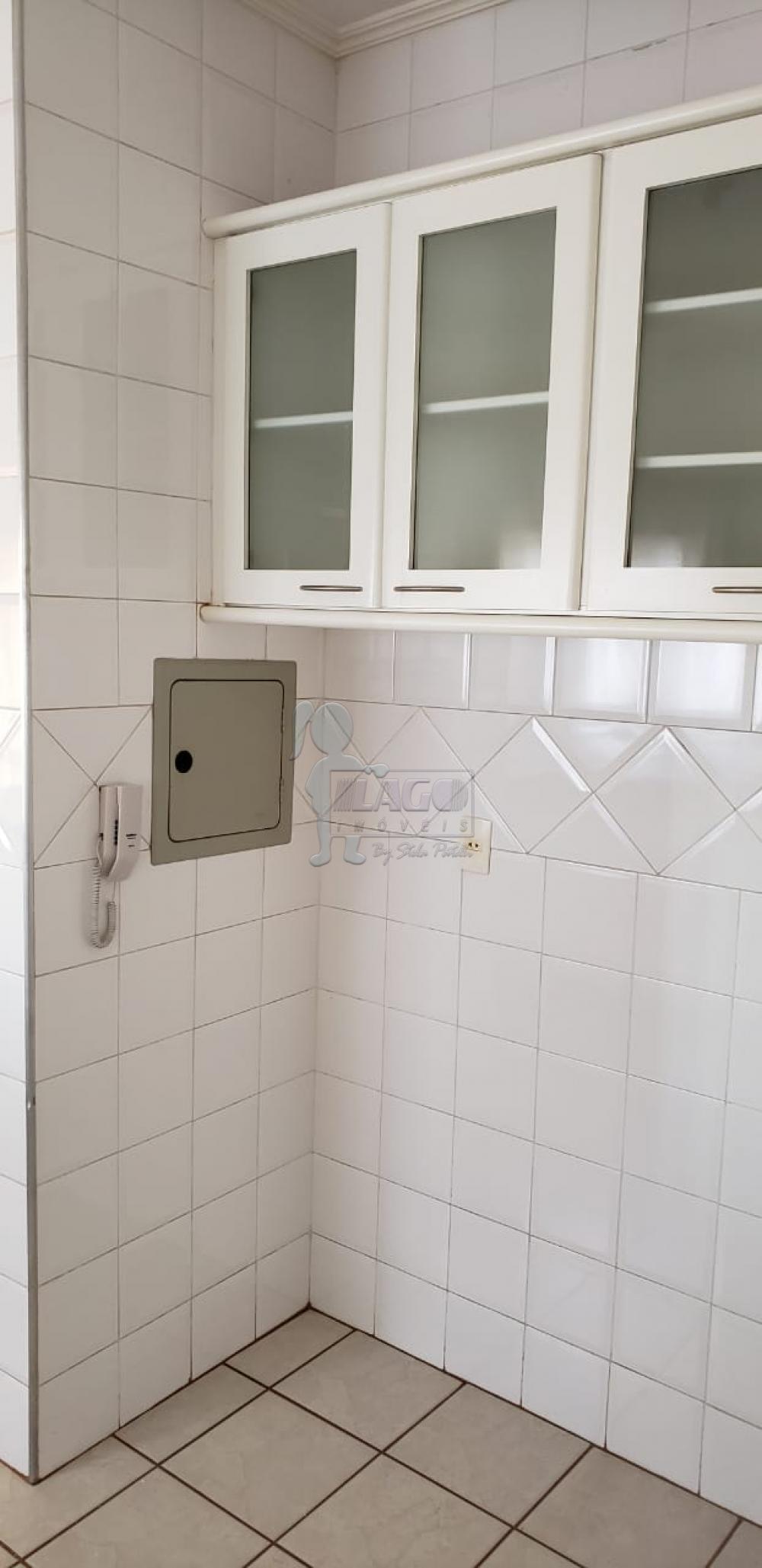 Alugar Apartamento / Padr&atilde;o em Ribeir&atilde;o Preto R$ 1.200,00 - Foto 4