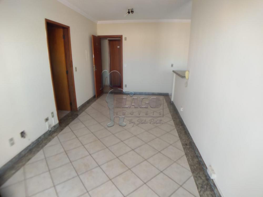 Alugar Apartamento / Padr&atilde;o em Ribeir&atilde;o Preto R$ 1.400,00 - Foto 2