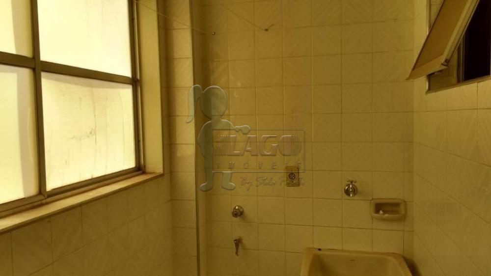 Alugar Apartamento / Padr&atilde;o em Ribeir&atilde;o Preto R$ 700,00 - Foto 4