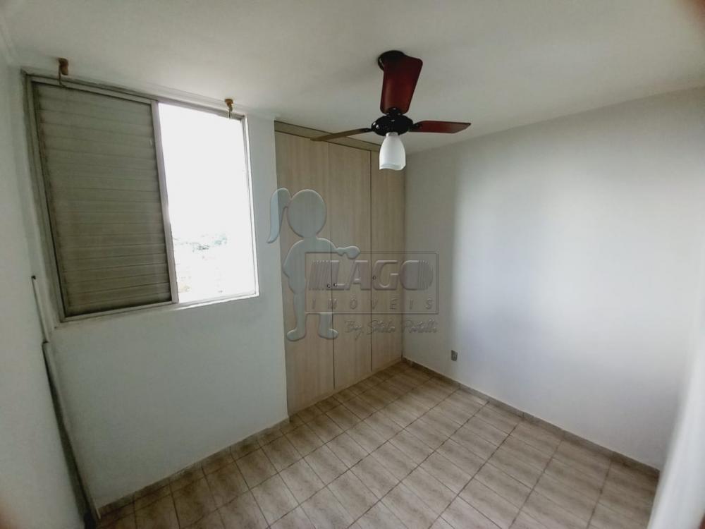 Alugar Apartamento / Padr&atilde;o em Ribeir&atilde;o Preto R$ 900,00 - Foto 12