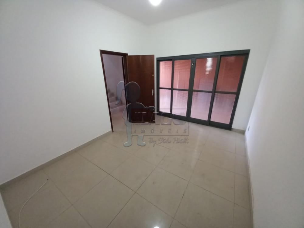 Alugar Casa / Padr&atilde;o em Ribeir&atilde;o Preto R$ 2.300,00 - Foto 3