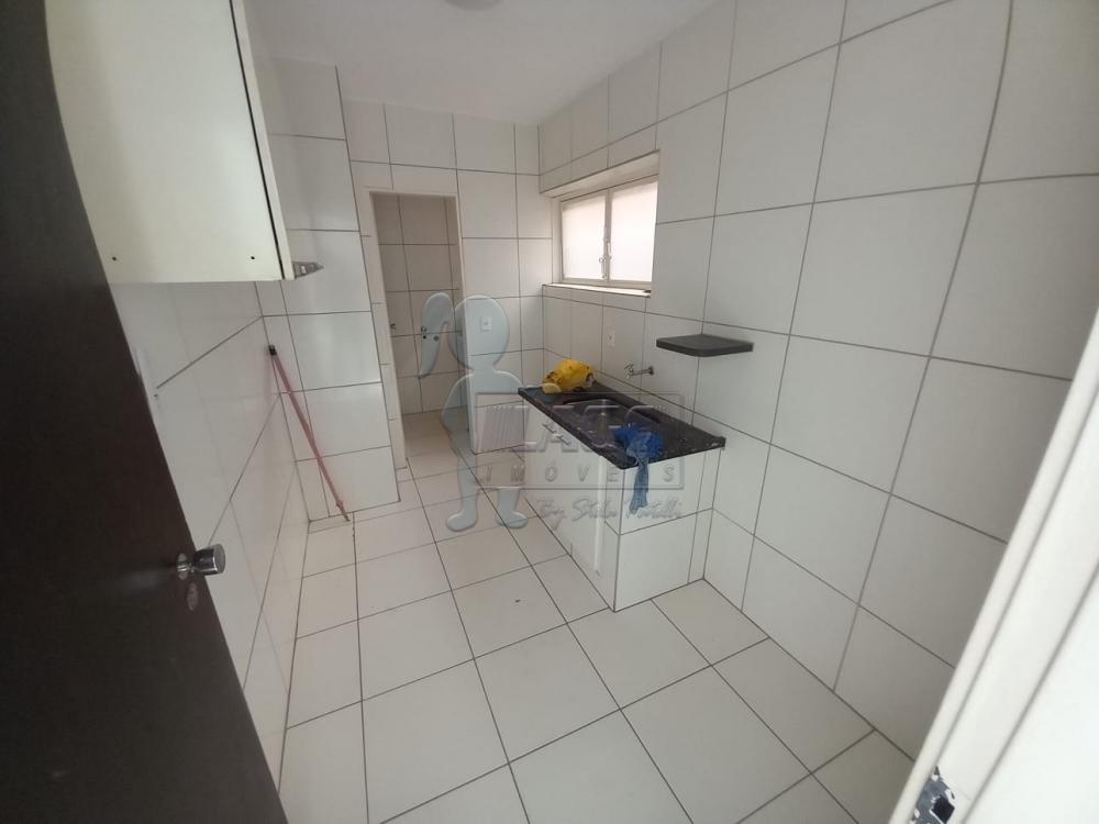 Alugar Apartamento / Padr&atilde;o em Ribeir&atilde;o Preto R$ 950,00 - Foto 3