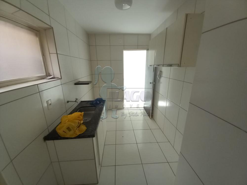 Alugar Apartamento / Padr&atilde;o em Ribeir&atilde;o Preto R$ 950,00 - Foto 4