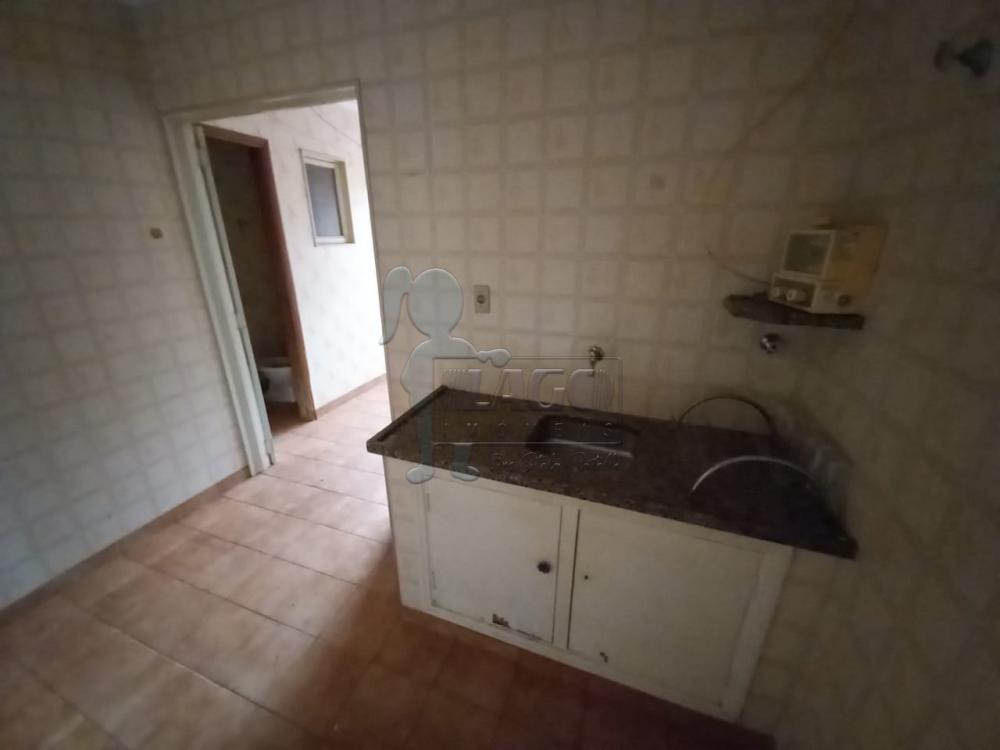 Alugar Apartamento / Padr&atilde;o em Ribeir&atilde;o Preto R$ 1.000,00 - Foto 4