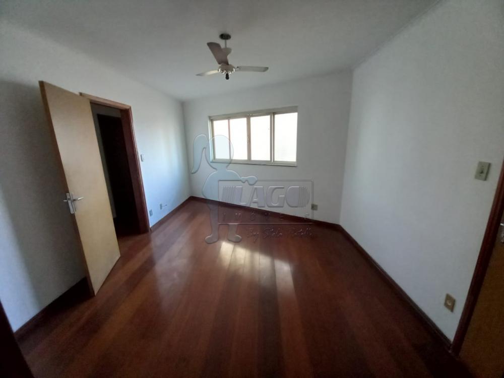 Alugar Apartamento / Padr&atilde;o em Ribeir&atilde;o Preto R$ 1.000,00 - Foto 1