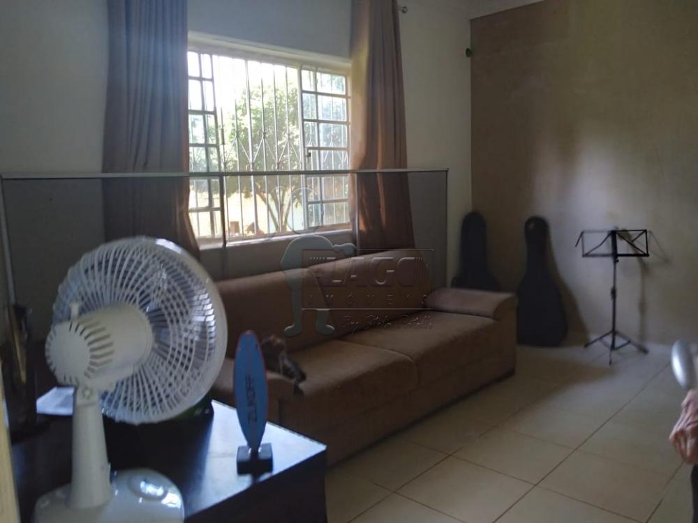 Comprar Apartamento / Padr&atilde;o em Ribeir&atilde;o Preto R$ 180.000,00 - Foto 13